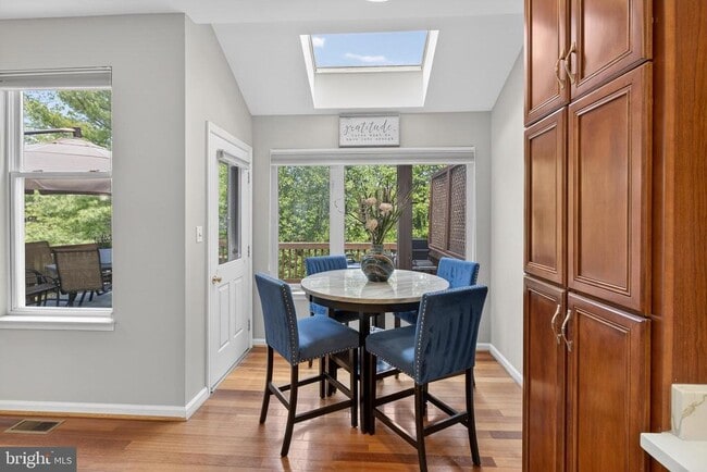 Building Photo - 43738 Clemens Terrace