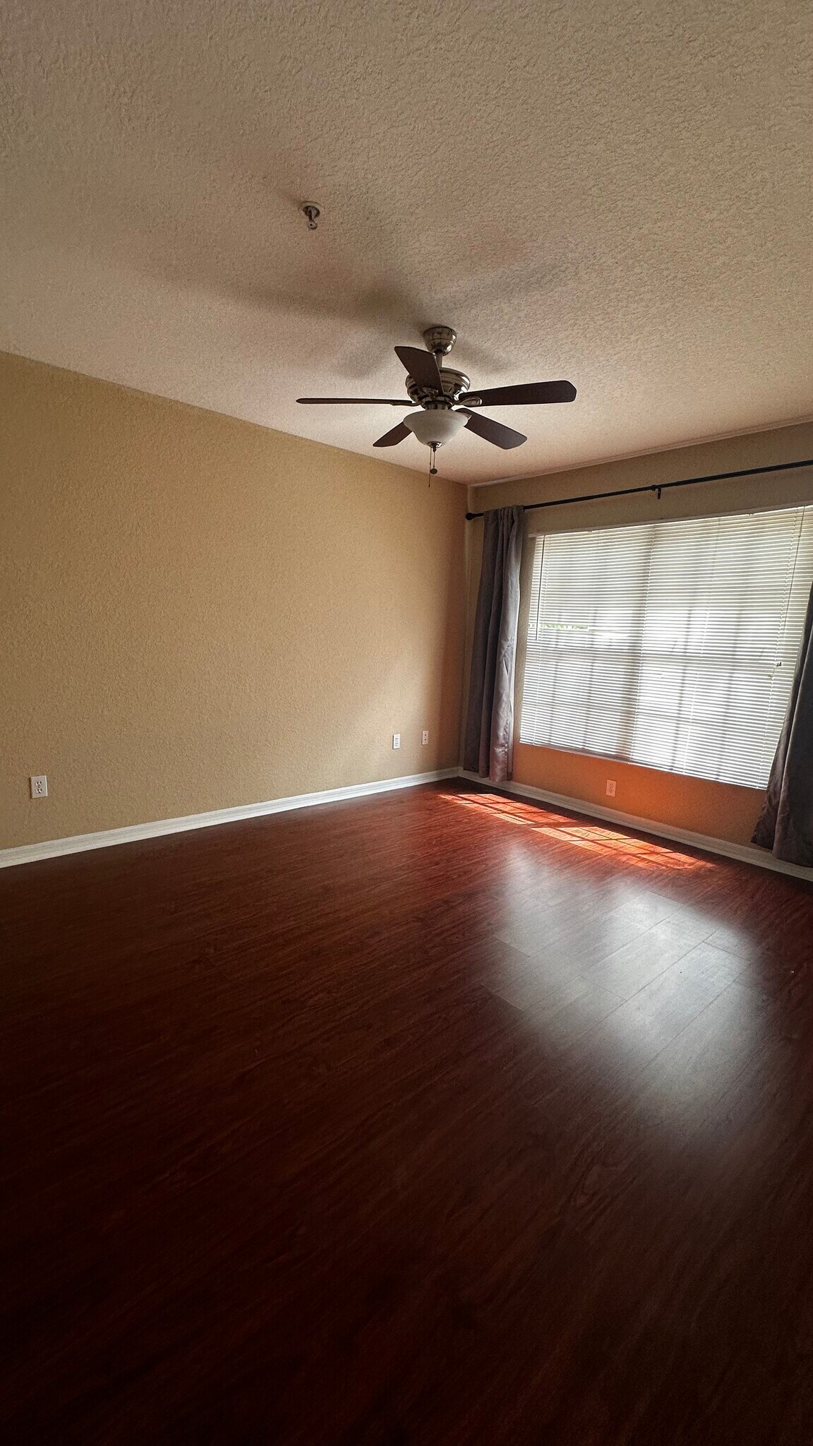Bedroom 2 - 6300 Raleigh St