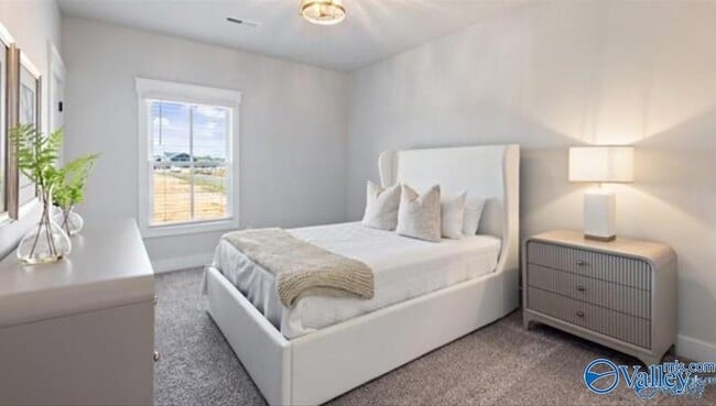 Building Photo - 350 Hay Rake Dr