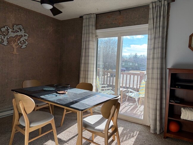 Building Photo - 1205 W Centaur Cir