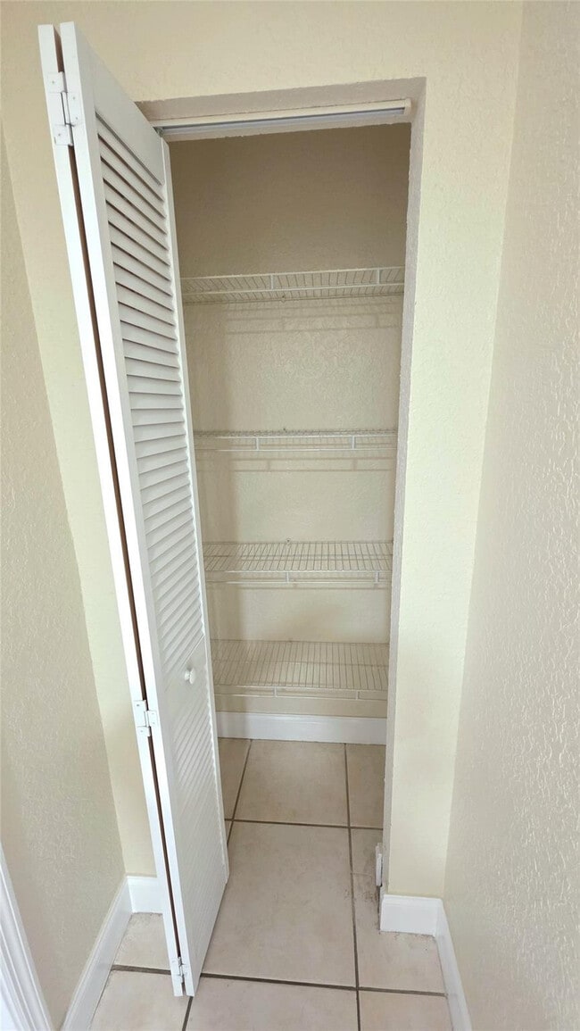 Building Photo - 10390 NW 36th St