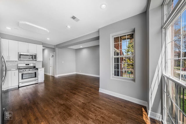 Building Photo - 1510 N Maplewood Ave