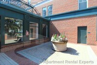 Building Photo - 632 Massachusetts Ave