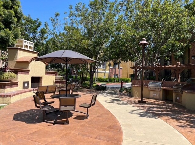 Building Photo - 5084 Plaza Promenade