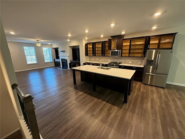 Building Photo - 4245 Essex Pond Wy