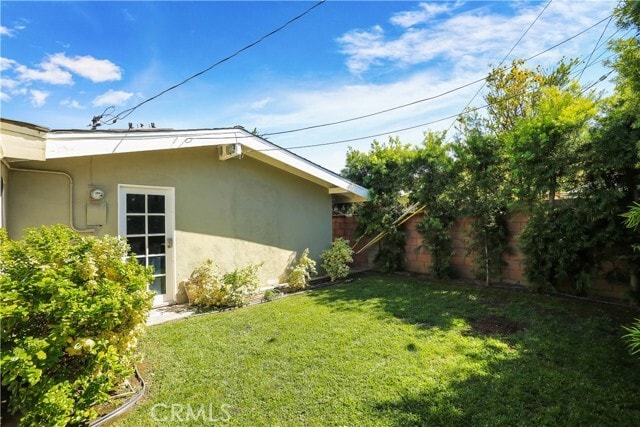 Building Photo - 526 N Emerald Dr