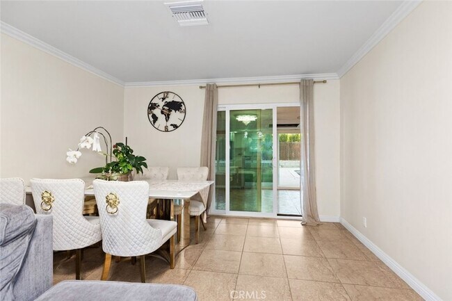 Building Photo - 11377 Gaynor Ave