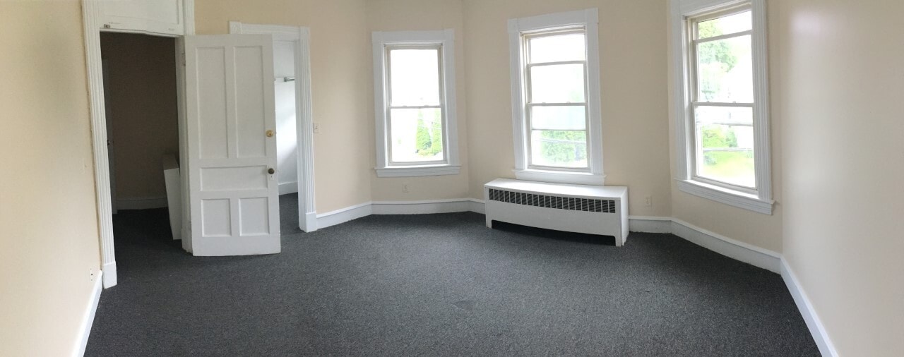 2nd fl bdrm - 11 Hickok Pl