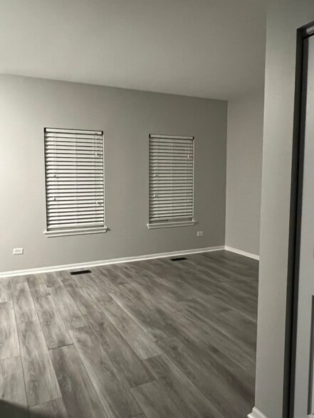 Building Photo - 16630 W Natoma Dr