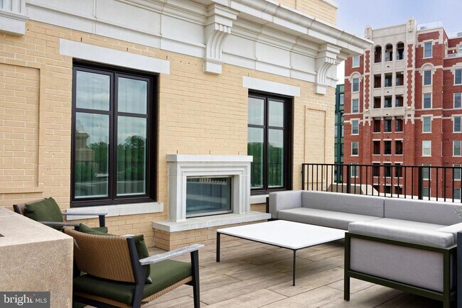 Building Photo - 8551 Connecticut Ave