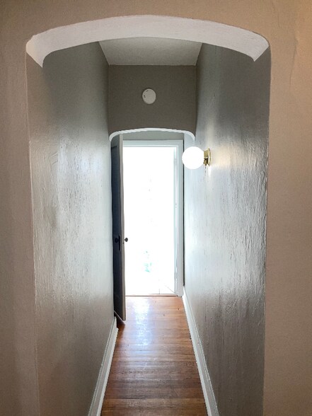 Building Photo - 5535 Kamin St