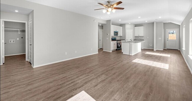 Building Photo - 25477 Blossom Ct