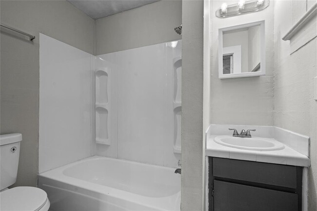 Building Photo - 3116 Avenue L