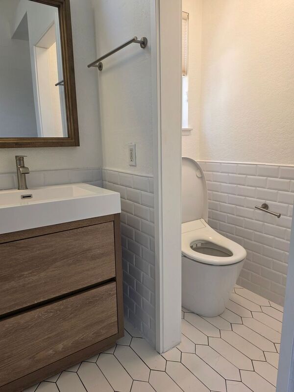 Building Photo - 398 N Brook Glen Ln