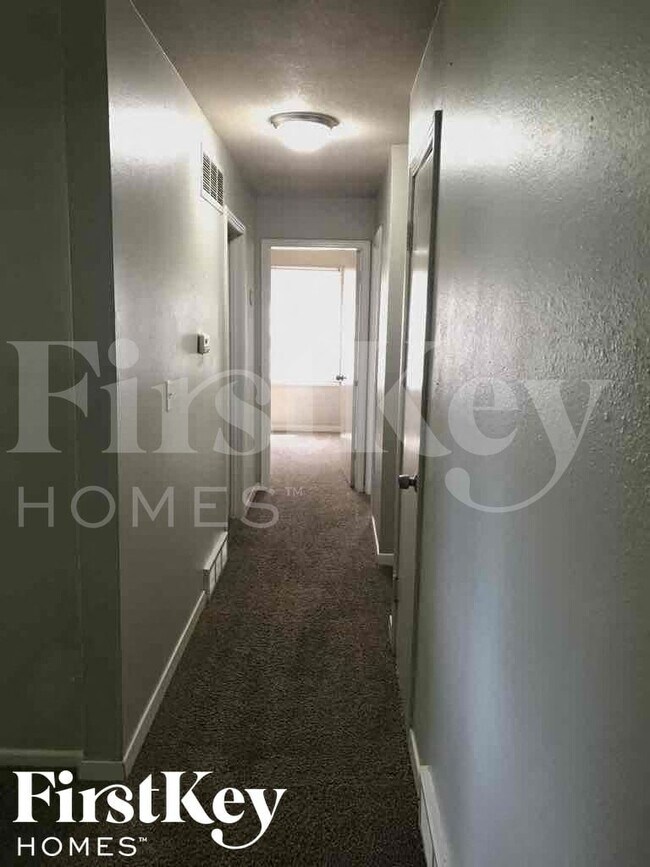 Building Photo - 5436 Woodson Rd