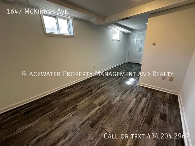 Building Photo - 1647 McKinney Ave