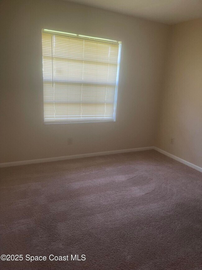 Building Photo - 1534 Amador Ave NW