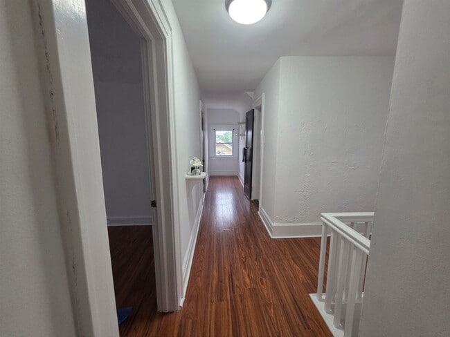 Building Photo - 86 Keer Ave