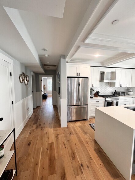 Building Photo - 81 Conwell Ave