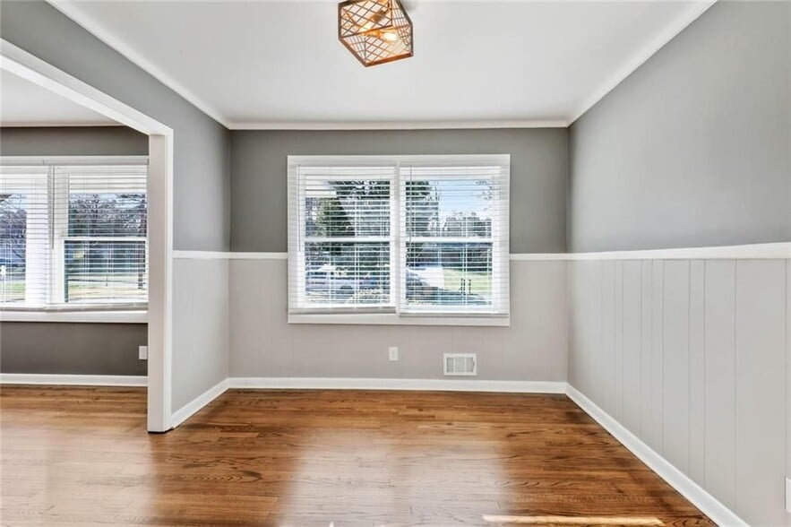 Building Photo - 2341 Rubart Dr