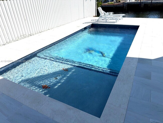 Building Photo - 27346 Martinique Ln