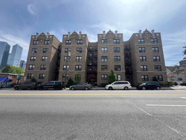 Building Photo - 2700 John F Kennedy Blvd
