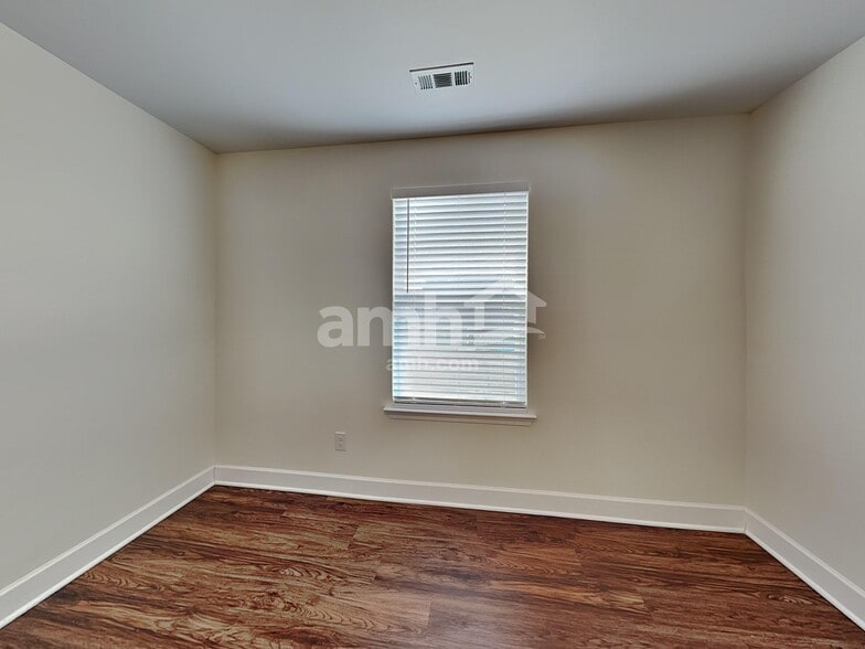 Building Photo - 3580 Butler Rd