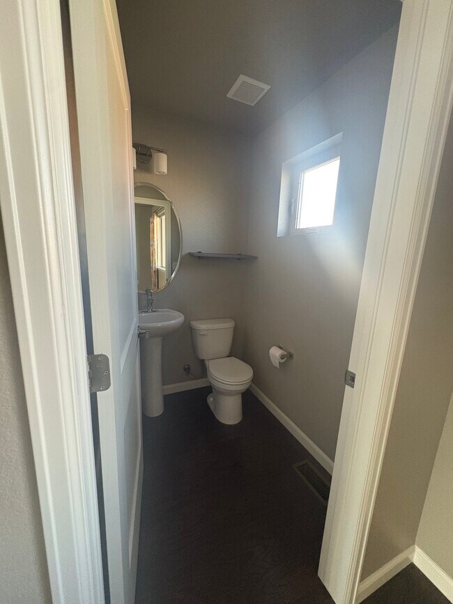 Building Photo - 86 Cheyenne Blvd