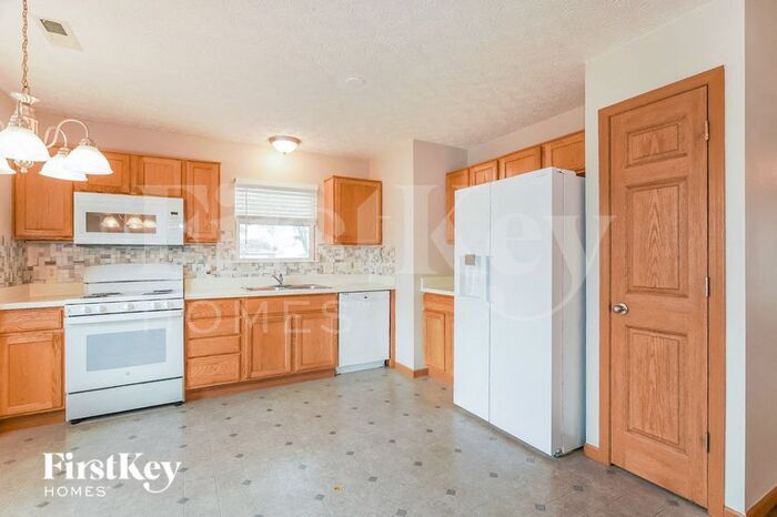 Building Photo - 963 Schauer Dr
