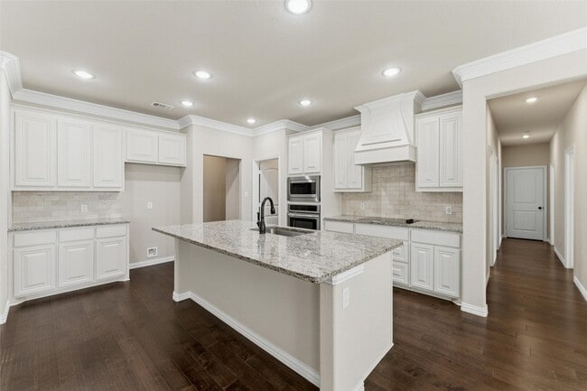 Building Photo - 7437 Aniston Way