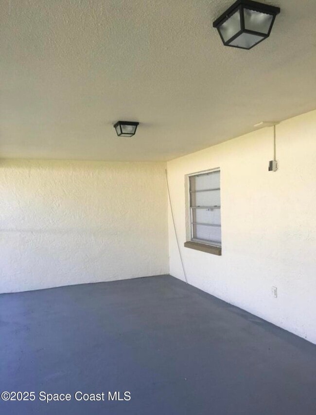 Building Photo - 1310 Robbinswood Dr
