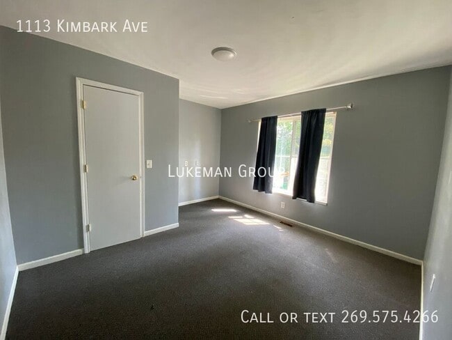 Building Photo - 1113 Kimbark Ave