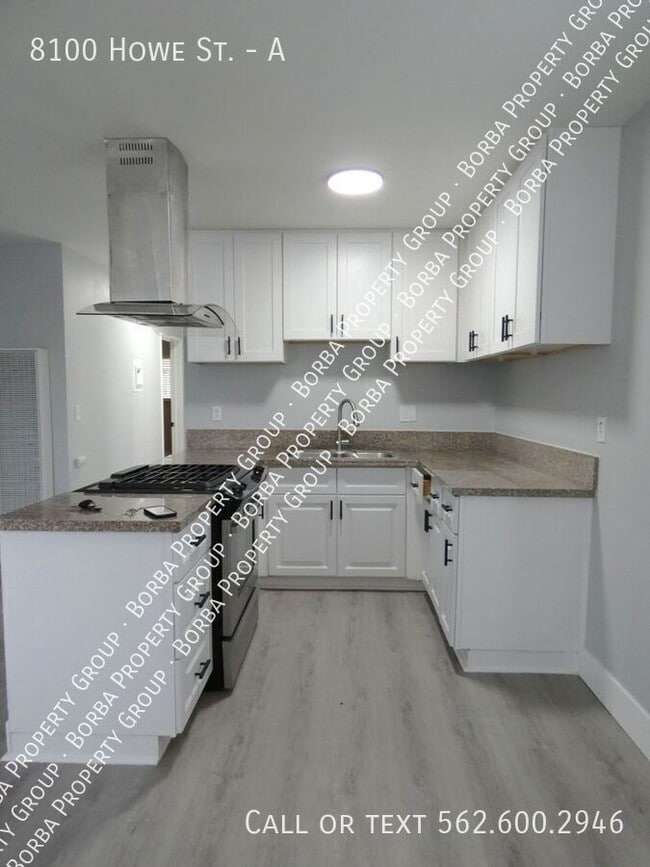 Primary Photo - 8100 Howe St