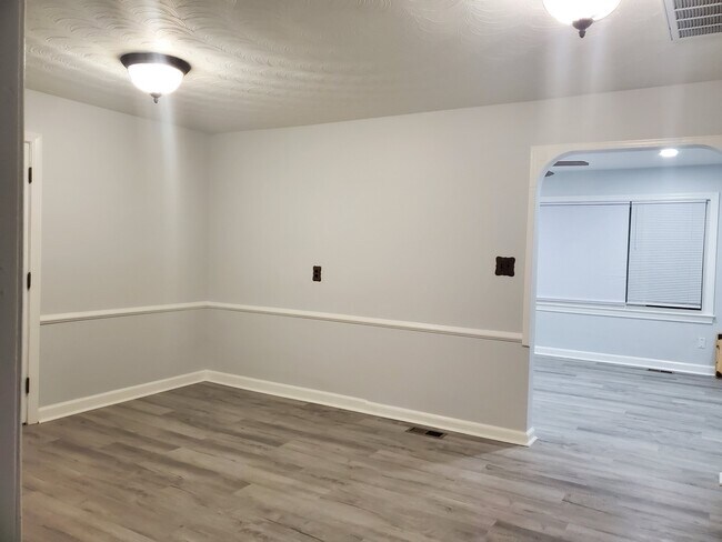 Building Photo - 50 Wheatland Dr