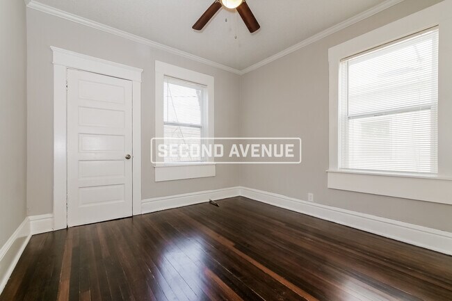 Building Photo - 2530 Mersington Ave