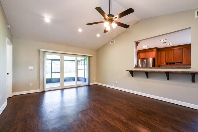 Building Photo - 1009 Black Willow Dr