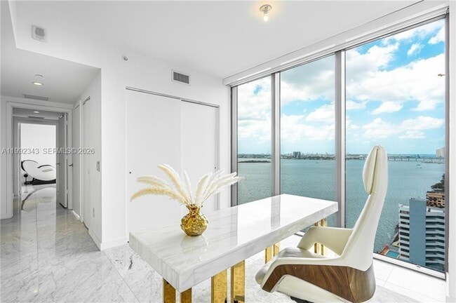 Building Photo - 3131 NE 7th Ave