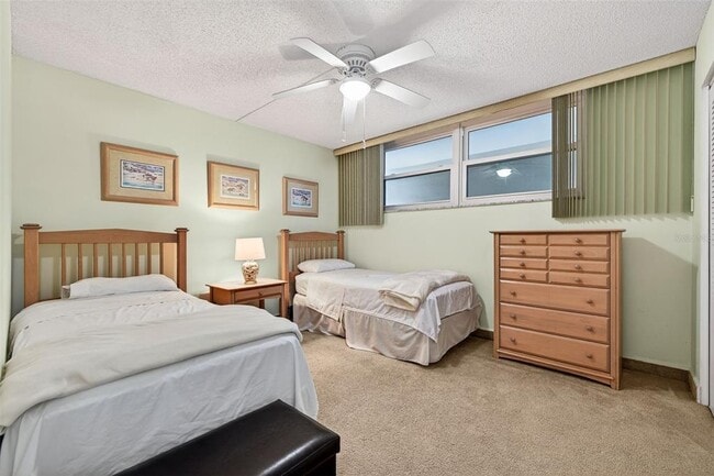 Building Photo - 7625 Sun Island Dr S