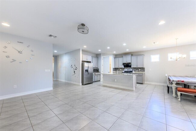 Building Photo - 24456 Riverfront Dr