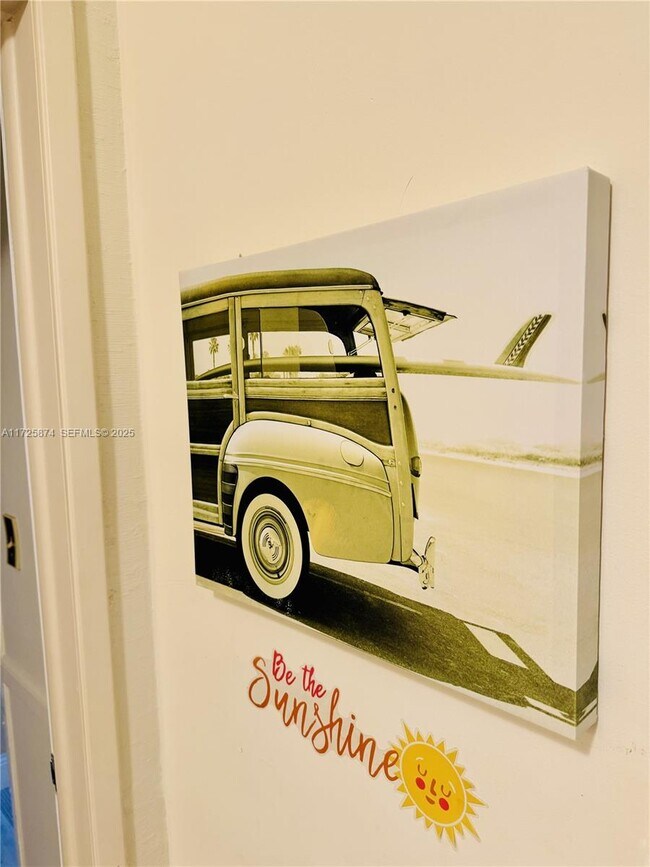 Building Photo - 12 Isla Bahia Dr