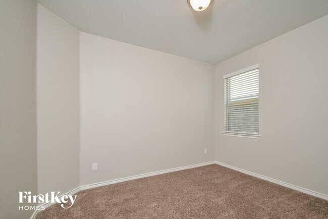 Building Photo - 4217 Agatha Ln