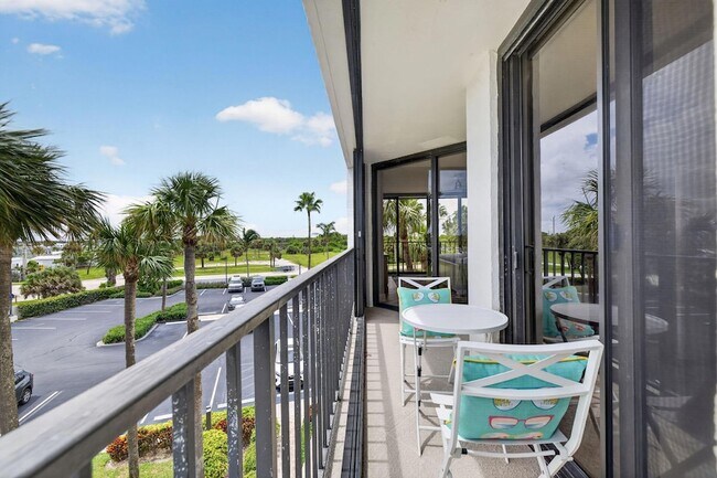 Building Photo - 9650 S Ocean Dr