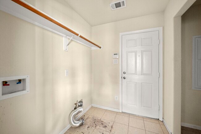 Building Photo - 18211 Palisade Rock Ct