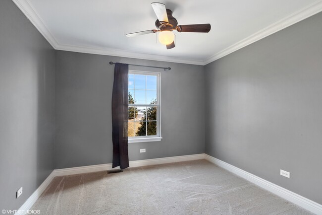 Building Photo - 1222 Courtland Cir