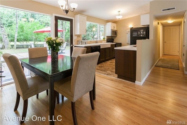 Building Photo - 4 br, 2 bath House - 14403 SE 40th Street