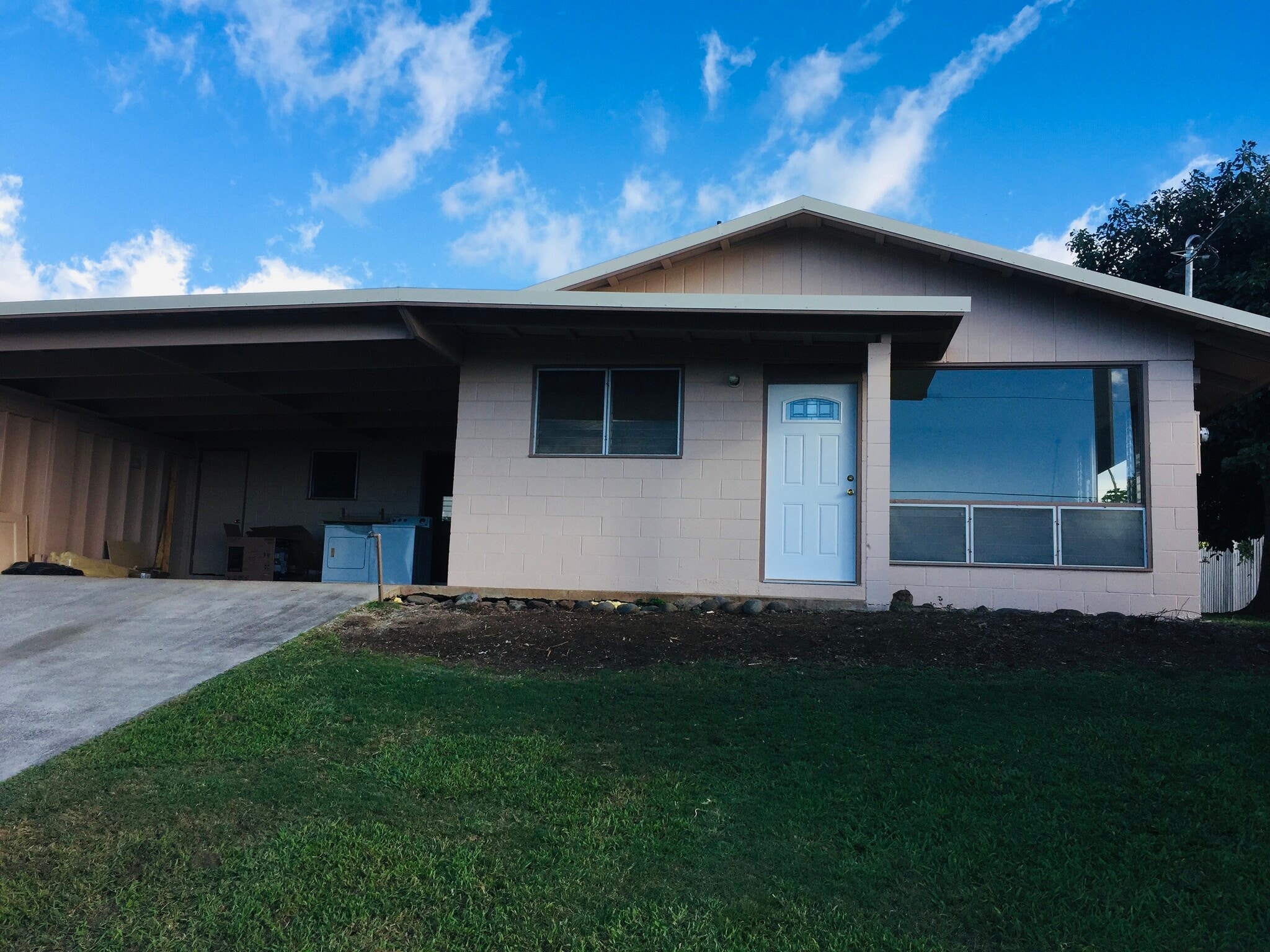 Building Photo - 61 Mohala Pl