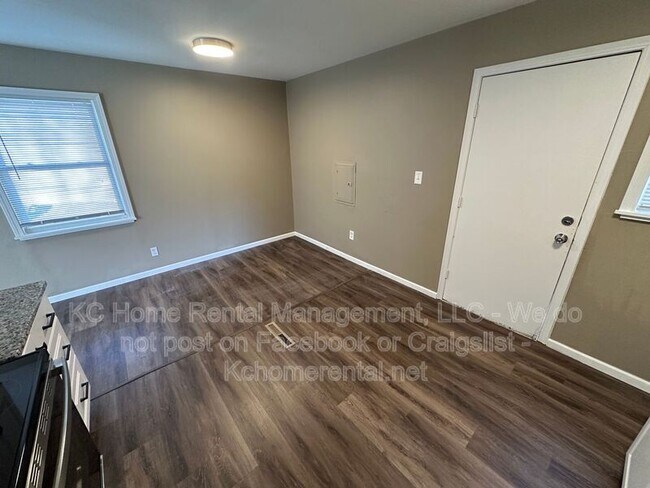 Building Photo - 5411 N Indiana Ave