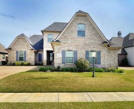 Building Photo - Large and in Charge!! Gated community close to Barksdale Air Force Base.