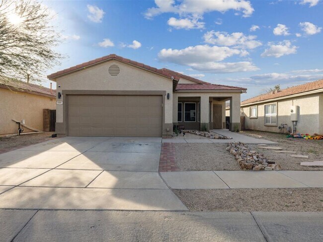 Building Photo - Double the splash- Private Gated Pool & Amenities-The best of both worlds!