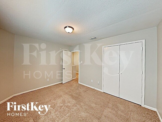 Building Photo - 1438 Rocky Glen Ln